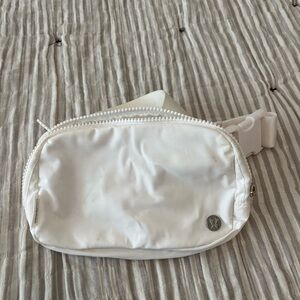 Lululemon belt bag